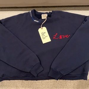 I stole my boyfriends sweatshirt